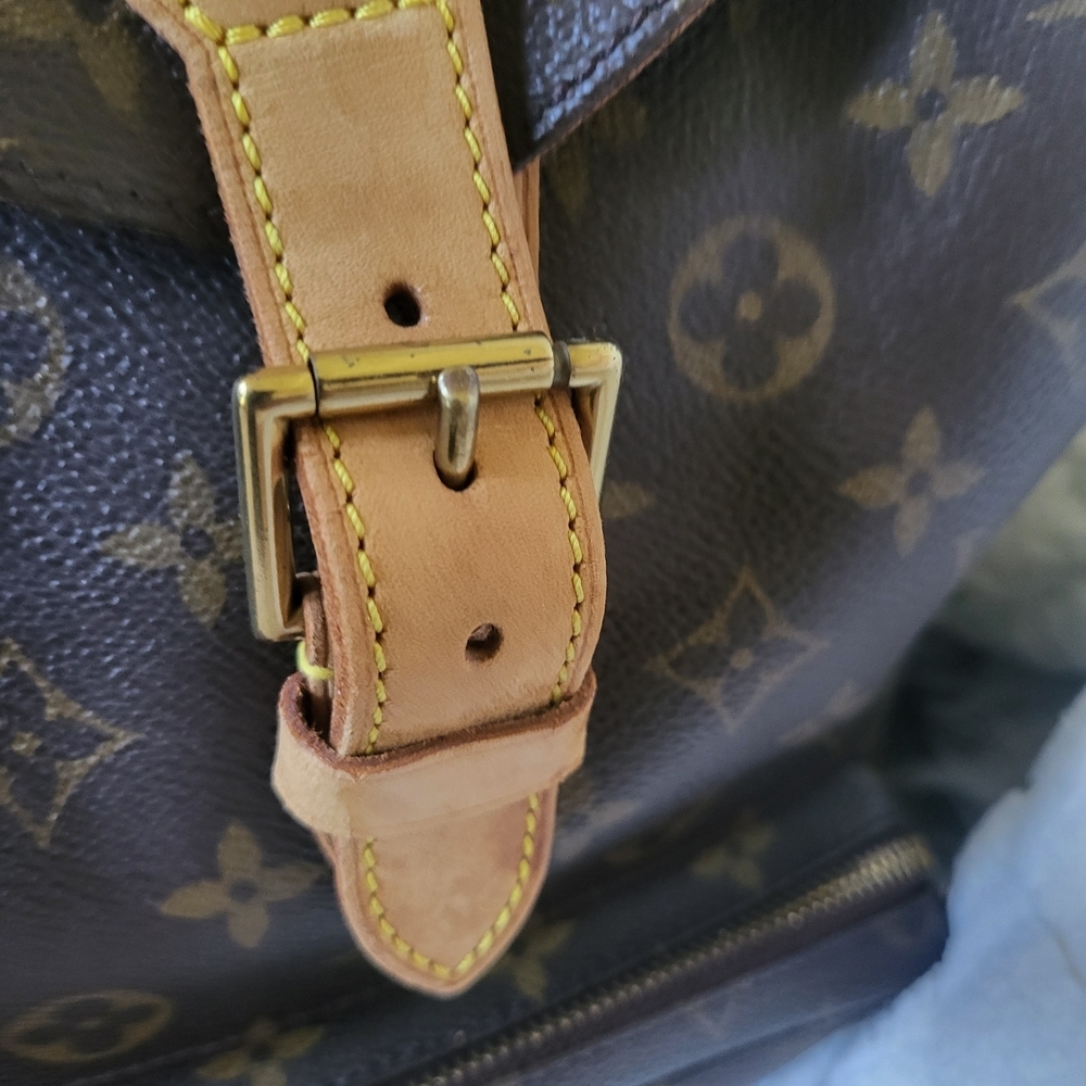 Louis Vuitton Montsouris Gm Backpack Authentic...w/ COA - Picture 4 of 16